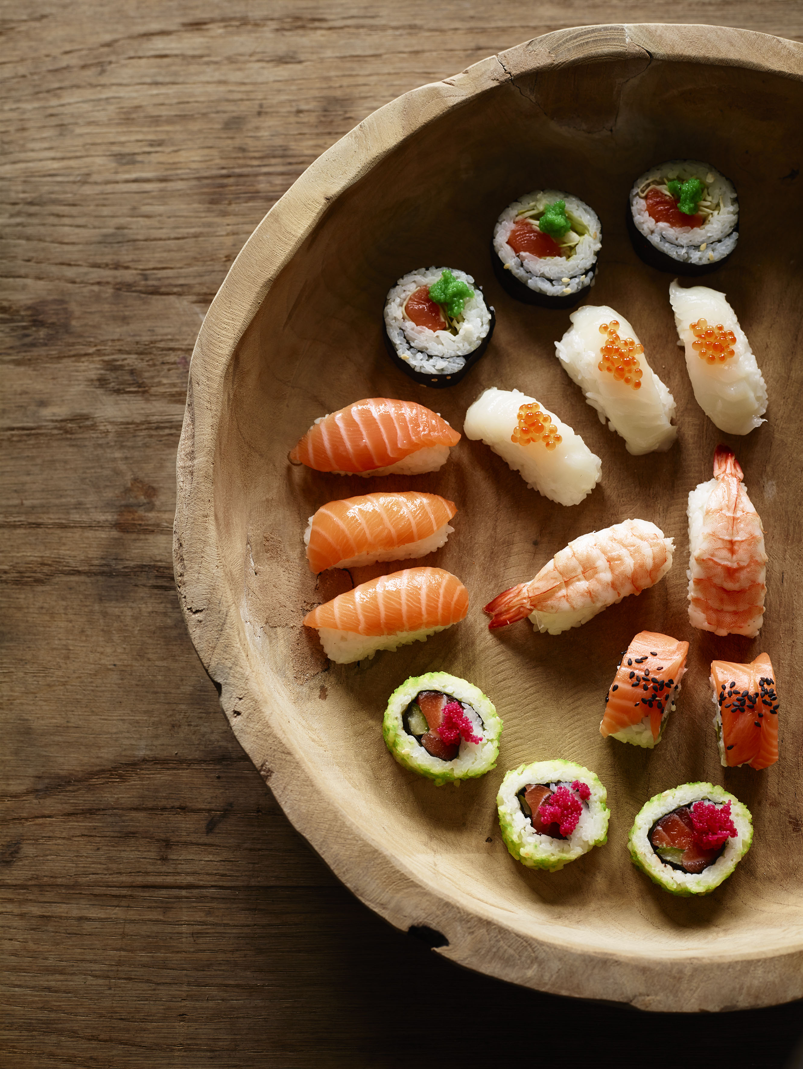 Sushi and nigiri on plate