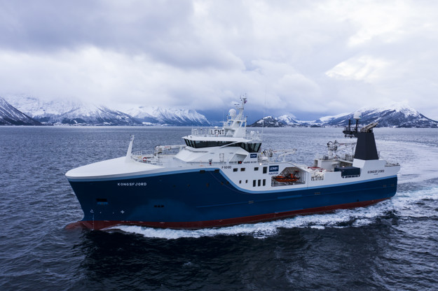 Tråleren Kongsfjord på sjøen