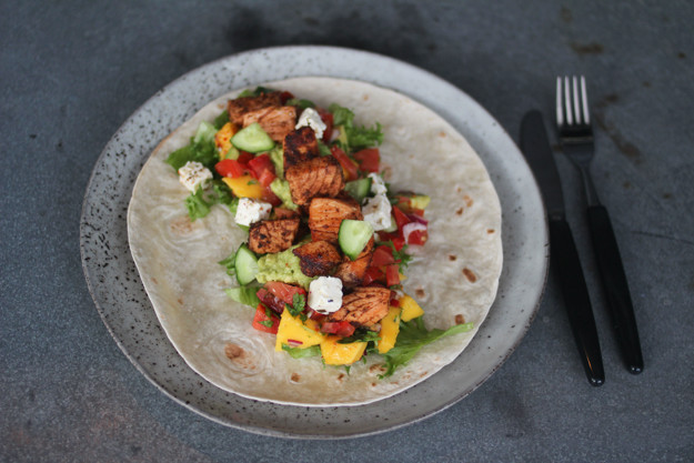 Laksetaco med mangosalsa